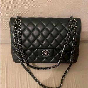 🎄🎄🎄Chanel Classic Double Flap Jumbo Black Lambskin Bag %100 Authentic🎄🎄🎄